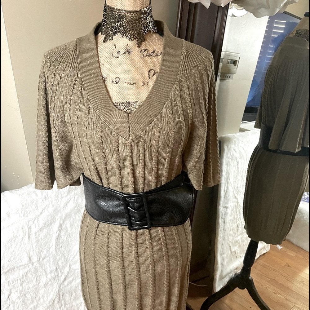 Calvin Klein tan sweater tunic/dress